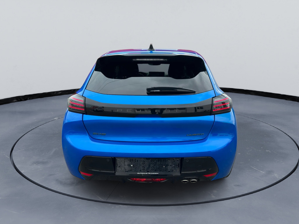 47917017-5.jpg
