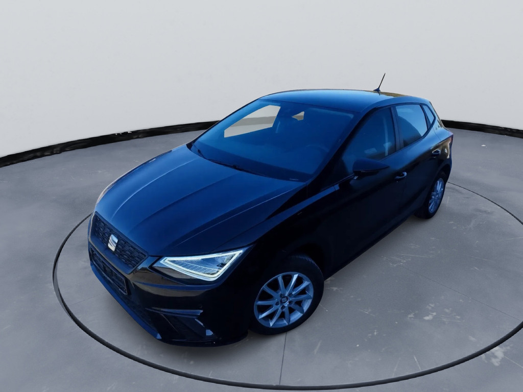 53592666-2.jpg