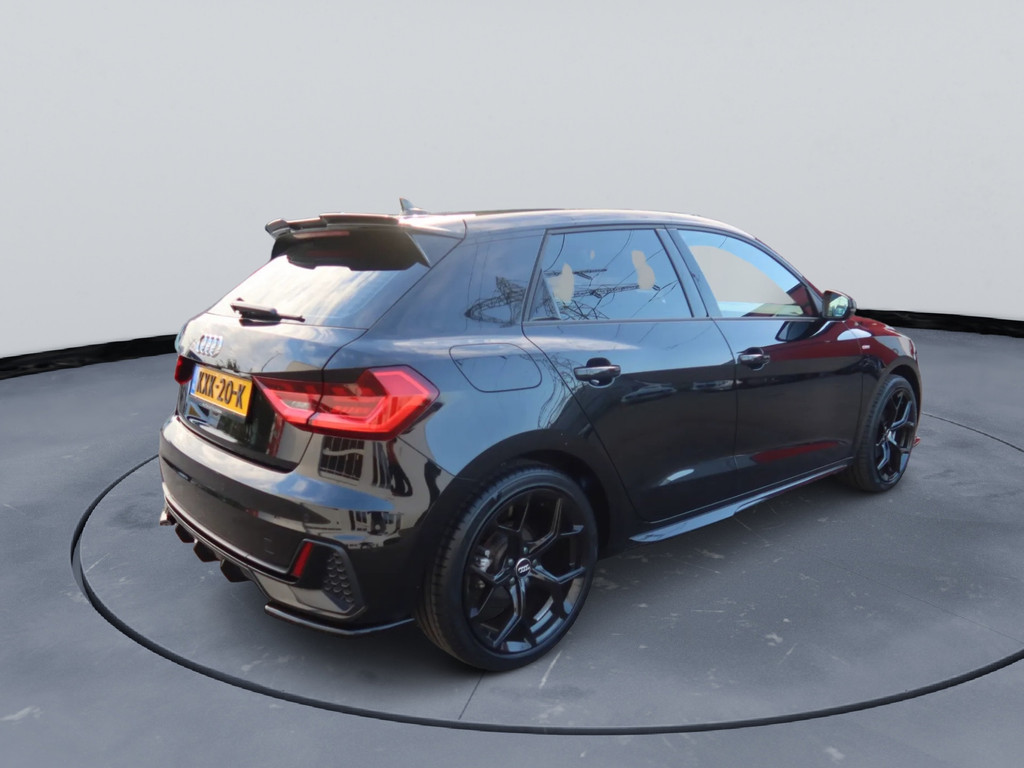 57179073-7.jpg